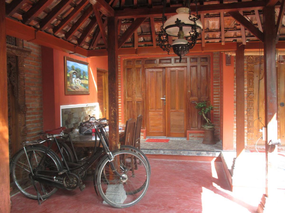 Rumah Ukhi Guest House Cebongan Екстериор снимка